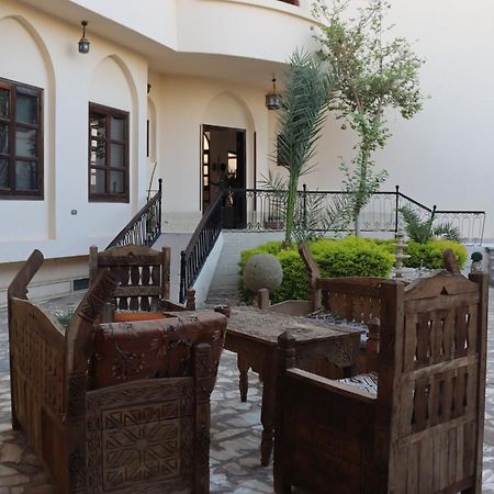 לוקסור El Nakhil Hotel מראה חיצוני תמונה